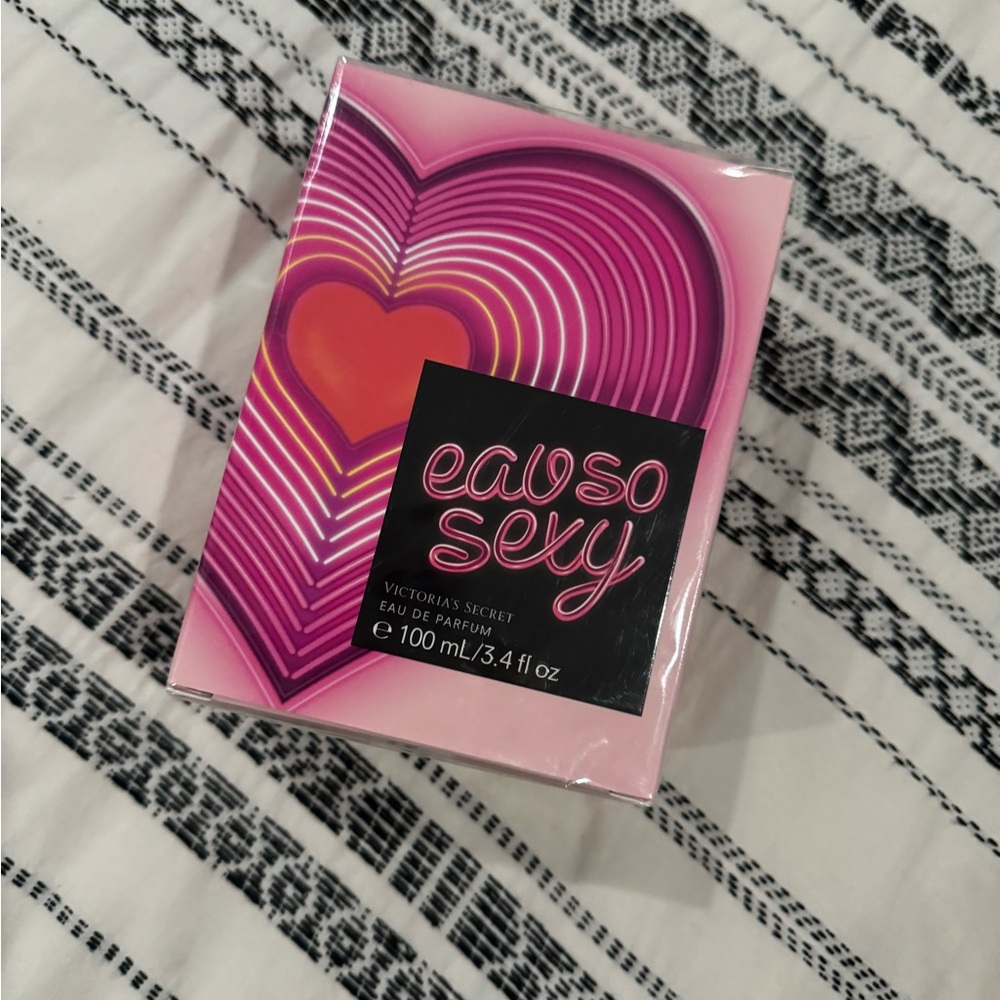 Victoria Secret- eau so sexy